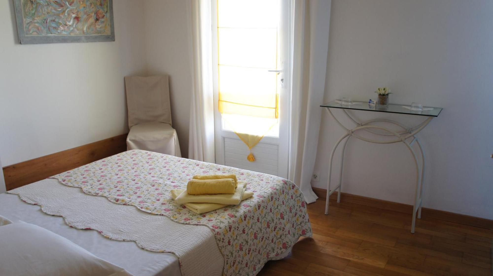 Chambre D'Hotes Ananda Sisteron Rom bilde